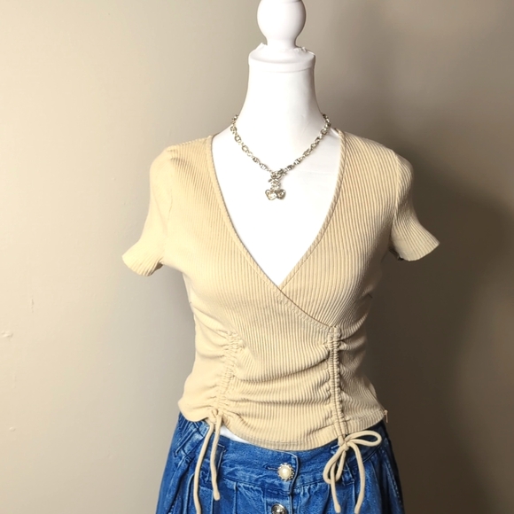Princess Polly Tops - Princess polly scrunch top